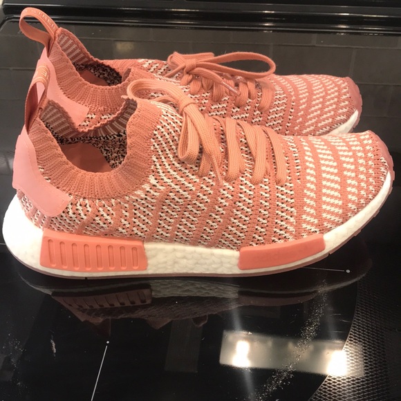 adidas Shoes - Adidas NMD R1